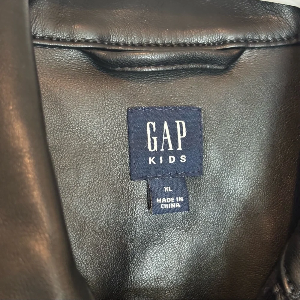 GAP Black Faux Leather Puff Shoulder Jacket Girls XL